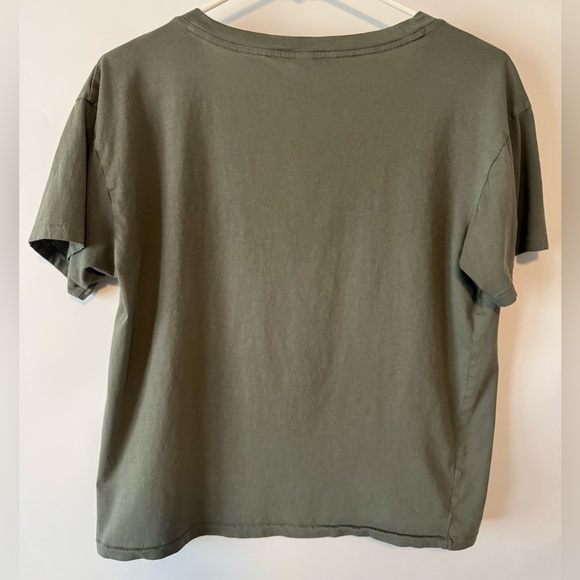 Vuori Women’s Sutton V Neck Tee - Picture 4 of 12